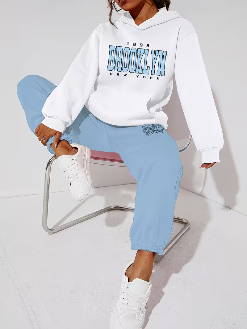 Completo: felpa con pantaloni